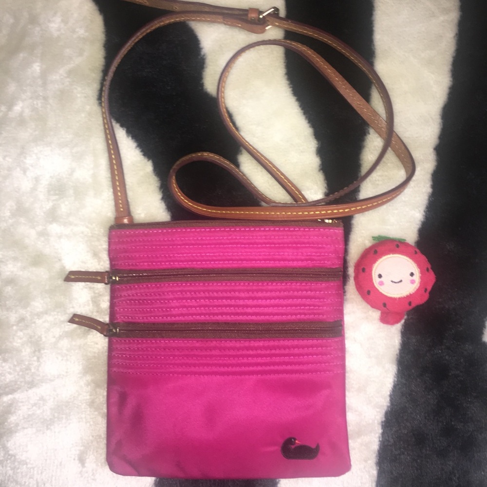 Dooney & Bourke bag